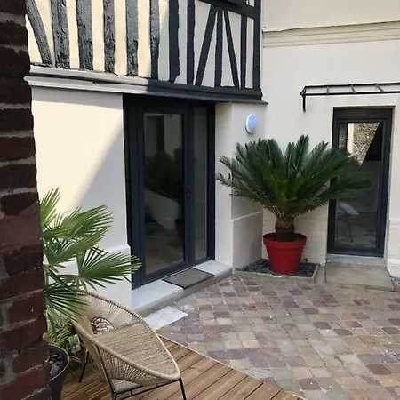 Joli Appartement Avec Cour Privee Proche Gare & Centre Ville Rouen Exterior photo